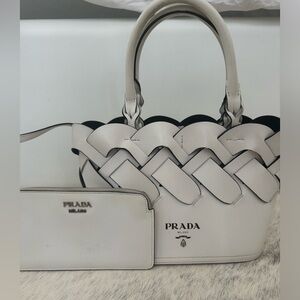 Prada tote in off white and black interior